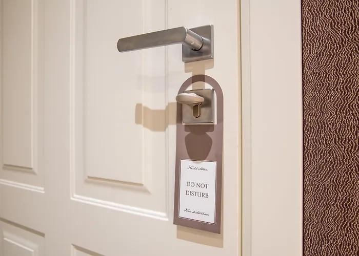 فندق مبيت وإفطار 2b 4*