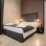 Bed & Breakfast 2b 4*